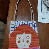 Mi Proyecto del curso: Tapestry: técnica de crochet para dibujar con hilos. Un proyecto de Diseño de complementos, Pattern Design, Tejido, DIY y Crochet de Carolina Valdes Pirinoli - 22.08.2021