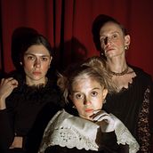 SEÑORAS FETÉN. Un projet de Photographie de portrait, Photographie, Retouche photographique , et Photographie artistique de Federica Rubio - 24.08.2021