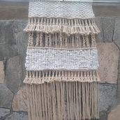 Mi Proyecto del curso: Introducción al macramé: creación de un tapiz decorativo. Design de acessórios, Artesanato, Design de interiores, Decoração de interiores, Tecido, e Macramê projeto de ana_caceres_correa67 - 28.08.2021