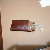 Mi Proyecto del curso: Diseño de accesorios en cuero sin costuras. Un proyecto de Diseño, Diseño de complementos, Artesanía y Costura de Álvaro Ovidio Troitiño Caamaño - 28.08.2021