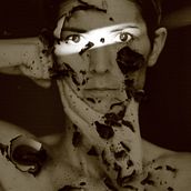 Fragility's courage . Un proyecto de Fotografía de Ilia - 09.09.2021