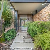 Casa Palmas. Photograph, Architecture, Interior Architecture & Interior Design project by Sebastian Acevedo Lopez - 09.14.2021