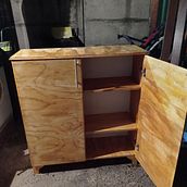 Mi Proyecto del curso: Diseño y construcción de muebles para principiantes. Un proyecto de Artesanía, Diseño, creación de muebles					, Diseño de interiores, DIY y Carpintería de Daniel Roca - 15.09.2021
