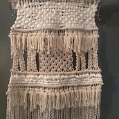 Mi Proyecto del curso: Introducción al macramé: creación de un tapiz decorativo. Accessor, Design, Arts, Crafts, Interior Design, Decoration, Fiber Arts, and Macramé project by taniay_manzur - 09.17.2021