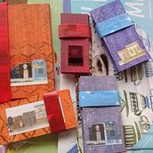 Mini libro Pinceladas de mi Barrio . Traditional illustration project by Marine Hartfiel - 09.18.2021