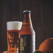 Cerveza Salvador - Perú . Photograph, Lighting Design, Photograph, Post-production, Product Photograph, Photographic Lighting, and Studio Photograph project by Roberto Cortijo - 09.19.2021