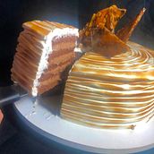 Meu projeto do curso: Cake design: técnicas modernas de decoração -  valorizando a minha terra. Un progetto di Design e DIY di Myrna Araújo - 19.09.2021