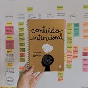 Fotografia de produto: Manual Conteúdo Intencional. Advertising, Photograph, Marketing, Social Media, Mobile Photograph, Product Photograph, Mobile Marketing, Instagram, Instagram Photograph, Lifest, and le Photograph project by Késsile Tanski - 09.21.2021