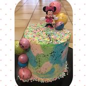My project in Cake Design: Modern Decorating Techniques course. DIY, and Design project by Brenda - 10.02.2021