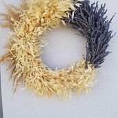 My project in Wreath Creation with Dried Flowers course . % Eugenia Altheae tarafından hazırlanan Tasarım, İç Tasarım, Pe, zaj Mimarisi, Kendin Yap, Ve Çiçek ve Bitki Tasarımı projesi - 10.15.2021
