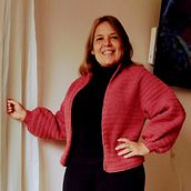 Mi Proyecto del curso:  Top-down: prendas a crochet de una sola pieza. Fashion Design, Fiber Arts, DIY, and Crochet project by coricris_asprino - 10.22.2021