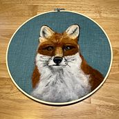 My project in Needle Felting: Paint Portraits with Wool course. Arts, Crafts, Fiber Arts, and Naturalistic Illustration project by r.annhurst - 10.22.2021