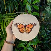 Meu projeto do curso: Técnicas de bordado realista. Embroider, and Traditional illustration project by Fernanda Fernandes Cardoso - 10.26.2021