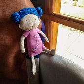 Meu projeto do curso: Criação de bonecos de pano para iniciantes. Un progetto di Artigianato, Design di giocattoli e Character design di Mia Assumpção - 27.10.2021