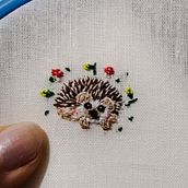 Mój projekt z kursu: Haft miniaturowy: tworzenie biżuterii tekstylnej. Un progetto di Ricamo e Design di gioielli di Agnieszka Roczek - 27.10.2021
