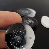 Moon and stars . Accessor, Design, Arts, Crafts, Jewelr, Design, and DIY project by Lucía Galdós - 10.27.2021