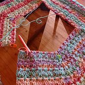 Mi Proyecto del curso:  Top-down: prendas a crochet de una sola pieza. Een project van Textiel y Haken van Noa Navarrete - 27.10.2021