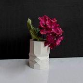 My project in Geometric Handmade Molds: Design 3D-faceted Objects course. Design, Accessor, Design, Arts, Crafts, Fine Arts, Interior Design, Decoration, Interior Decoration, and DIY project by mlamas_1 - 10.24.2021