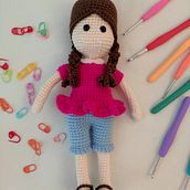 Mi Proyecto del curso: Amigurumi: diseño de ropa, pelo y complementos. Artesanato, Design de brinquedos, Tecido, Crochê, e Amigurumi projeto de jennifercamachopadilla - 27.10.2021