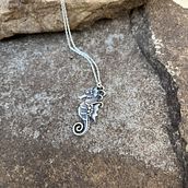 Silver Seahorse Pendant. Jewelr, and Design project by Tracie Callaghan - 10.29.2021