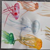 Mi Proyecto del curso: Medusas . Traditional illustration, Painting, Watercolor Painting, and Fine Arts project by Victoria Cando - 10.30.2021