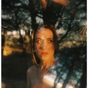 Mitad sueño mitad mujer. Een project van Fotografie, Modefotografie, Lifest, le fotografie,  Analoge fotografie y Portretfotografie van Claudia Heredia - 01.11.2021