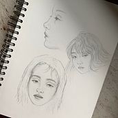 My project in Portrait Sketchbooking: Explore the Human Face course . Membuat sketsa, Menggambar, Menggambar Potret, Menggambar Artistik, Dan Buku sketsa proyek oleh hyxish - 11.06.2021