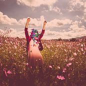 Mujer colibí. Projekt z dziedziny Manager art, st, czn i Sztuki piękne użytkownika Natalia Reza - 07.11.2021