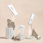 My project in Conceptual Product Photography for Advertising course . Fotografi, Fotografi Produk, Pencaha, aan Fotografi, Fotografi Digital, Dan Fotografi Komersial proyek oleh Zoe Tattersall - 10.30.2021