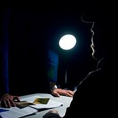 Guion de largometraje "Nada que Ocultar". Un progetto di Script di Esteban Beltrán - 16.08.2021