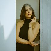 Mi Proyecto del curso: Fotografía intimista: Fumando, esperando, encontrando. Fotografia, Fotografia com celular, Fotografia de retrato, Fotografia artística, e Autorretrato fotográfico projeto de Ruby Ruggles Urquhart - 14.11.2021
