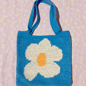 Tote flower power Adeleire. Un proyecto de Diseño de complementos, Pattern Design, Tejido, DIY y Crochet de Kylie Oliveira - 15.11.2021