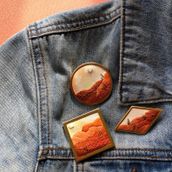 Embroidered Desert Landscape Pin. Accessor, Design, Arts, Crafts, Jewelr, Design, and Embroider project by Melissa - 11.15.2021