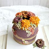 Flower cake in a pot. Un projet de Art floral et végétal, DIY , et Photographie gastronomique de Johanna Jaeger - 19.11.2021