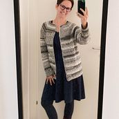 My project in  Top-Down: One-Piece Crocheted Garments  course. Un projet de St, lisme, Art textile, DIY , et Crochet de Gerlinde Seebacher - 20.11.2021