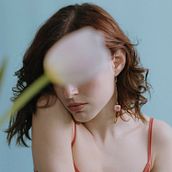 Lola Verona x Jaqueline Larsen. Photograph, Social Media, Audiovisual Production, Photo Retouching, Creativit, Fashion Photograph, Studio Photograph, Digital Photograph, Instagram, Instagram Photograph & Interior Photograph project by Jaqueline Larsen - 04.01.2021