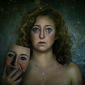 Mijn project van de cursus: Fotocomposities maken voor artistieke portretten. Een project van Fotografie, Fotografische postproductie, Retoucheren van foto's, Digitale fotografie y Artistieke fotografie van nathaliewymeersch - 24.11.2021