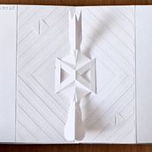 Paper-cut experiment book . % Katerina Gordeeva tarafından hazırlanan Geleneksel illüstras, on, Sanat ve El Sanatları, Grafik Tasarım, Çizim, 3D Modelleme, Ciltçilik, Ve Eskiz defteri projesi - 11.25.2021