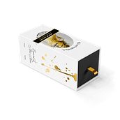 Meu projeto do curso: Desenho de embalagem: experiência de unboxing de produtos enviados por correio. Graphic Design, Packaging, and Product Design project by Julia Helena - 11.26.2021