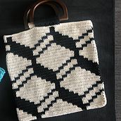 Bolso de Molla Mills . Un proyecto de Diseño de complementos, Pattern Design, Tejido y DIY de fabianabertilli - 26.11.2021