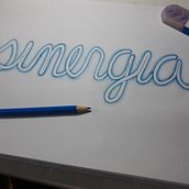 Meu projeto do curso: Os segredos dourados do lettering. Lettering, H, and Lettering project by Luci Chiavinato - 11.27.2021