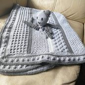 Mi Proyecto del curso:  Top-down: prendas a crochet de una sola pieza. Un proyecto de Diseño de moda, Tejido, DIY, Crochet y Diseño textil de crisatxutegigalindez - 28.11.2021