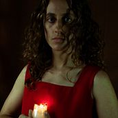 Deixe brilhar, deixe queimar. Portrait Photograph, Photographic Lighting, Digital Photograph, Fine-Art Photograph, Lifest, le Photograph, and Self-Portrait Photograph project by Chiara Keese Montanhesi - 01.10.2022