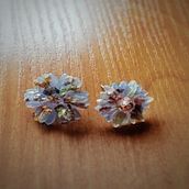 Projekt końcowy kolczyki z żywicy epoksydowej. Un progetto di Design di accessori, Artigianato, Design di gioielli e DIY di Monika Mindur - 02.12.2021