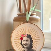 My project in Photo Embroidery on Fabric course. Un progetto di Fotografia, Collage, Papercraft, Stampa, Ricamo e DIY di Julia - 02.12.2021