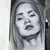 My project in Artistic Charcoal Portraiture: Creating Atmosphere course. Traditional illustration, Fine Arts, Drawing, Portrait Drawing, Realistic Drawing, and Artistic Drawing project by Myriam - 12.02.2021