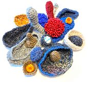 Joyeria textil. Un proyecto de Artesanía, Diseño de jo, as, Escultura y Bellas Artes de Natalia Piderit - 04.12.2021