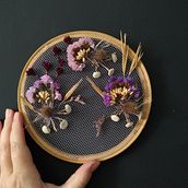 Meu projeto do curso: Bordado em tule com plantas e flores naturais. Embroider, DIY, Floral, and Plant Design project by efcardozo - 12.06.2021