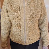 Mi Proyecto del curso:  Top-down: prendas a crochet de una sola pieza. Un progetto di Fashion design, Fiber Art, DIY e Uncinetto di Laura Piñero Sánchez - 10.12.2021