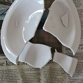My project in Introduction to Kintsugi: Repair Your Pottery with Gold course. Arts, Crafts, Fine Arts, Ceramics, and DIY project by Nokkie Benade - 12.10.2021